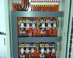 Montadoras de painéis elétricos sp
