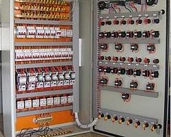 Instalação de quadro de distribuição elétrica